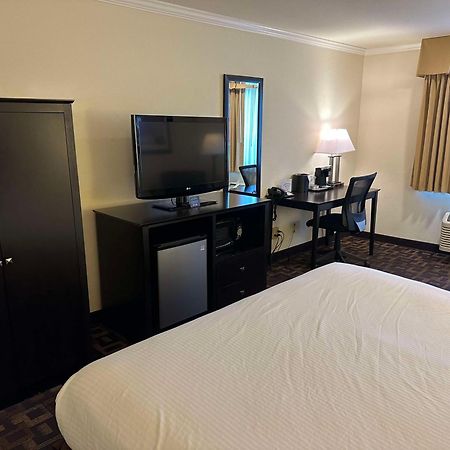 Best Western Plus Inn Of Hayward Extérieur photo