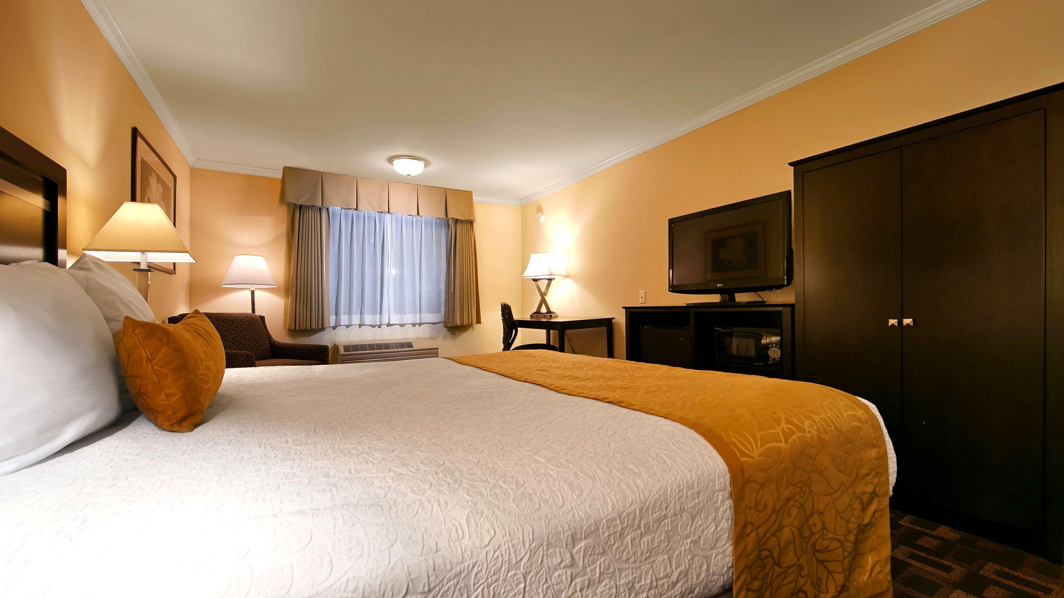 Best Western Plus Inn Of Hayward Extérieur photo