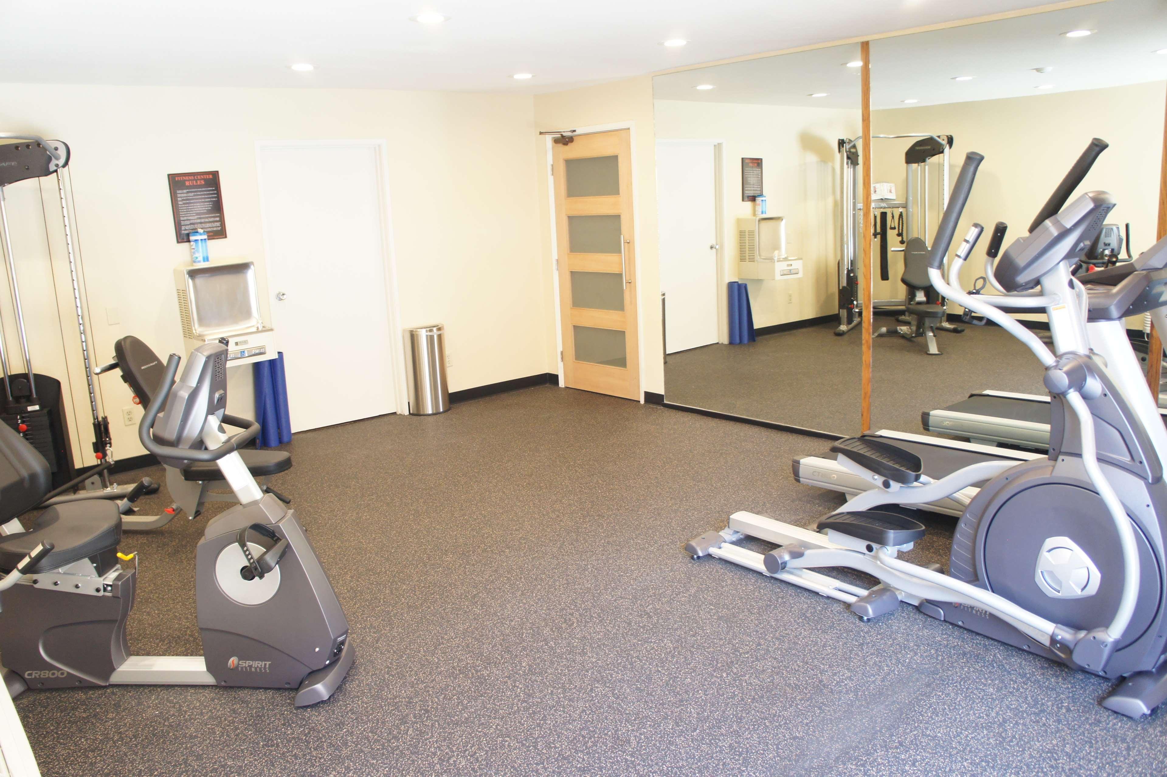 Best Western Plus Inn Of Hayward Extérieur photo