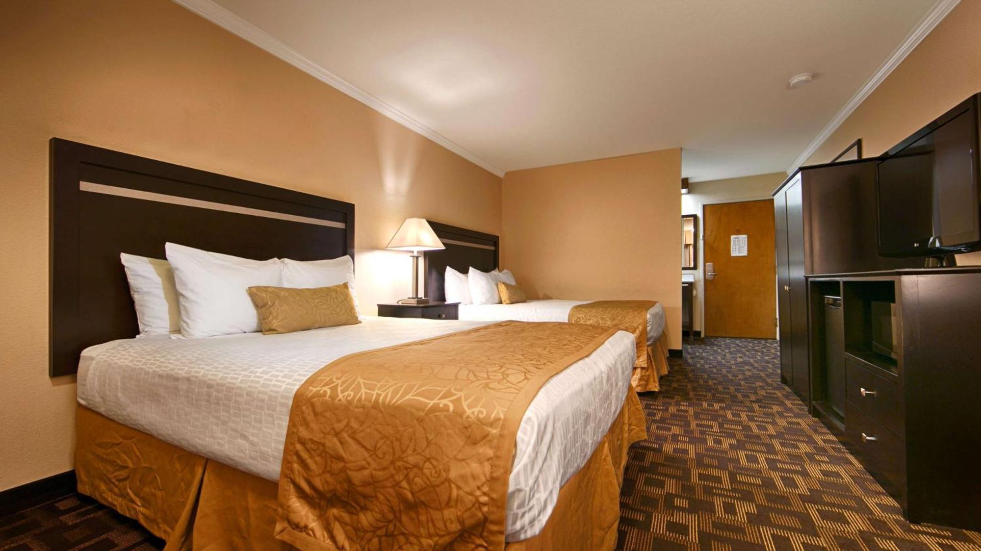 Best Western Plus Inn Of Hayward Extérieur photo