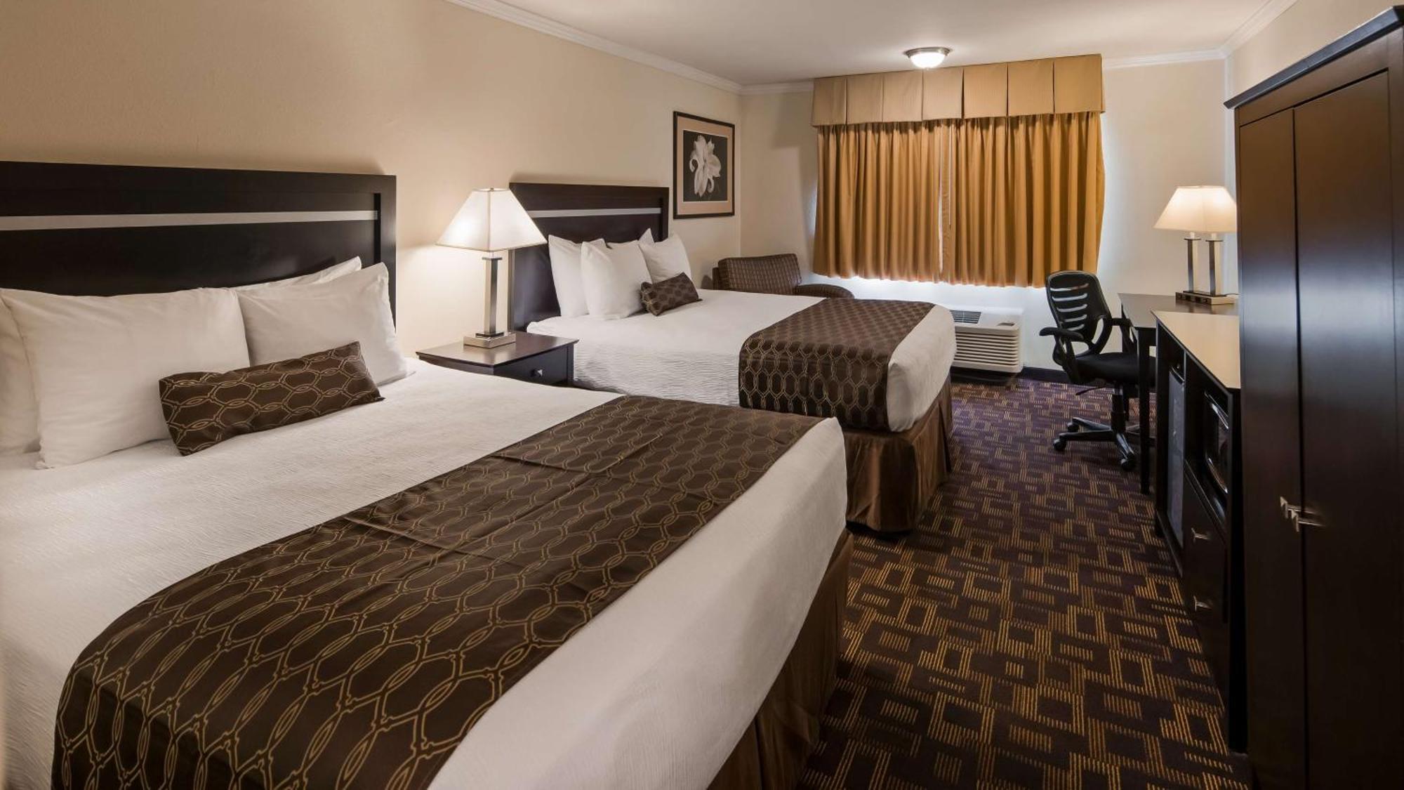 Best Western Plus Inn Of Hayward Extérieur photo